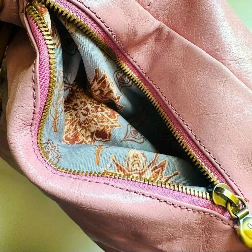 Hobo International Delilah Pink Leather Shoulder Convertible Bag - Picture 8 of 12